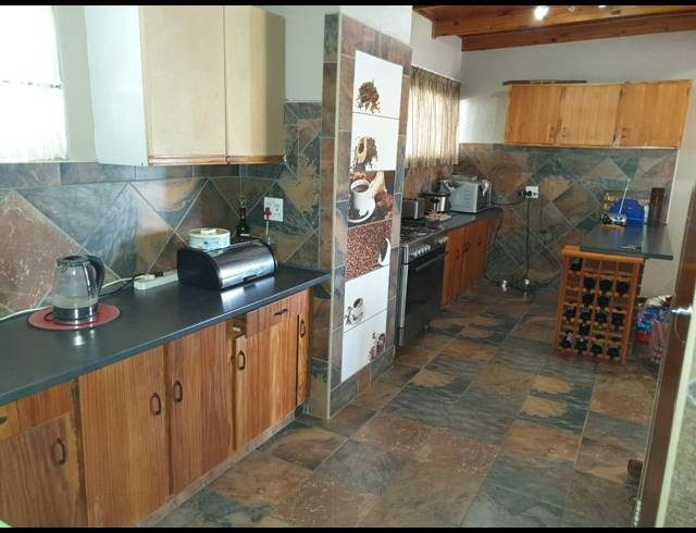 3 BEDROOM HOUSE SOLD IN SINOVILLE